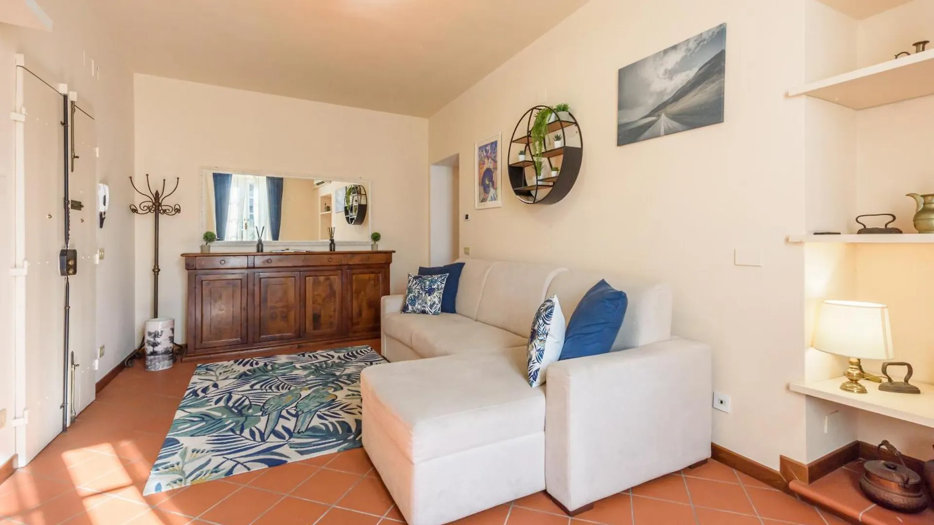 Διαμέρισμα Heart Of Lucca Style Whitin The Walls